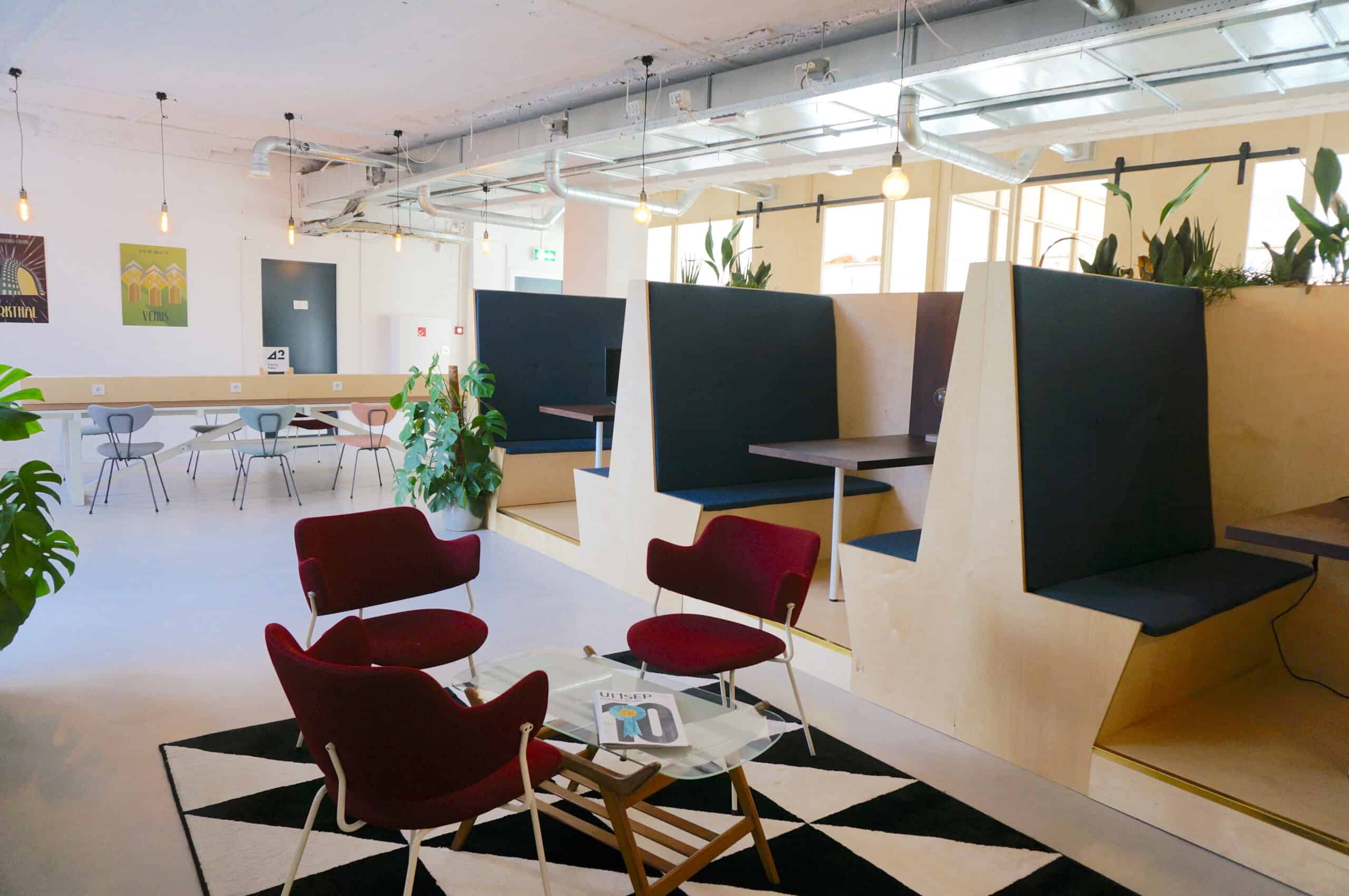 coworking-day-pass-at-42workspace-tech-hub-in-rotterdam